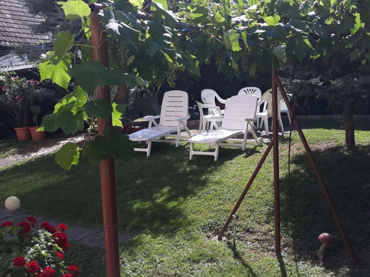 Lazar Apartmanok Heviz Bagian luar foto