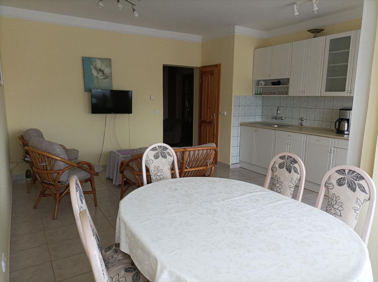 Lazar Apartmanok Heviz Bagian luar foto