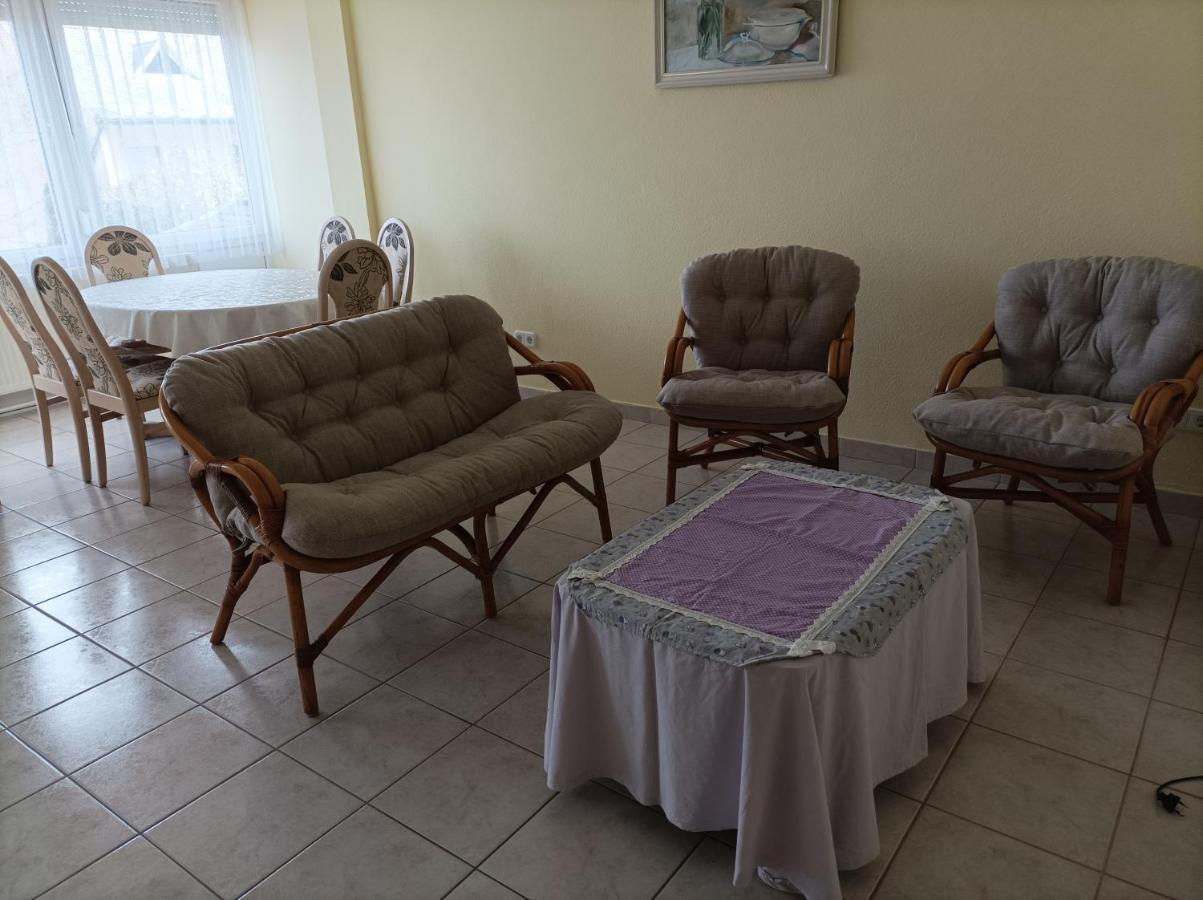 Lazar Apartmanok Heviz Bagian luar foto