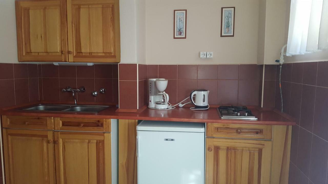 Lazar Apartmanok Heviz Bagian luar foto